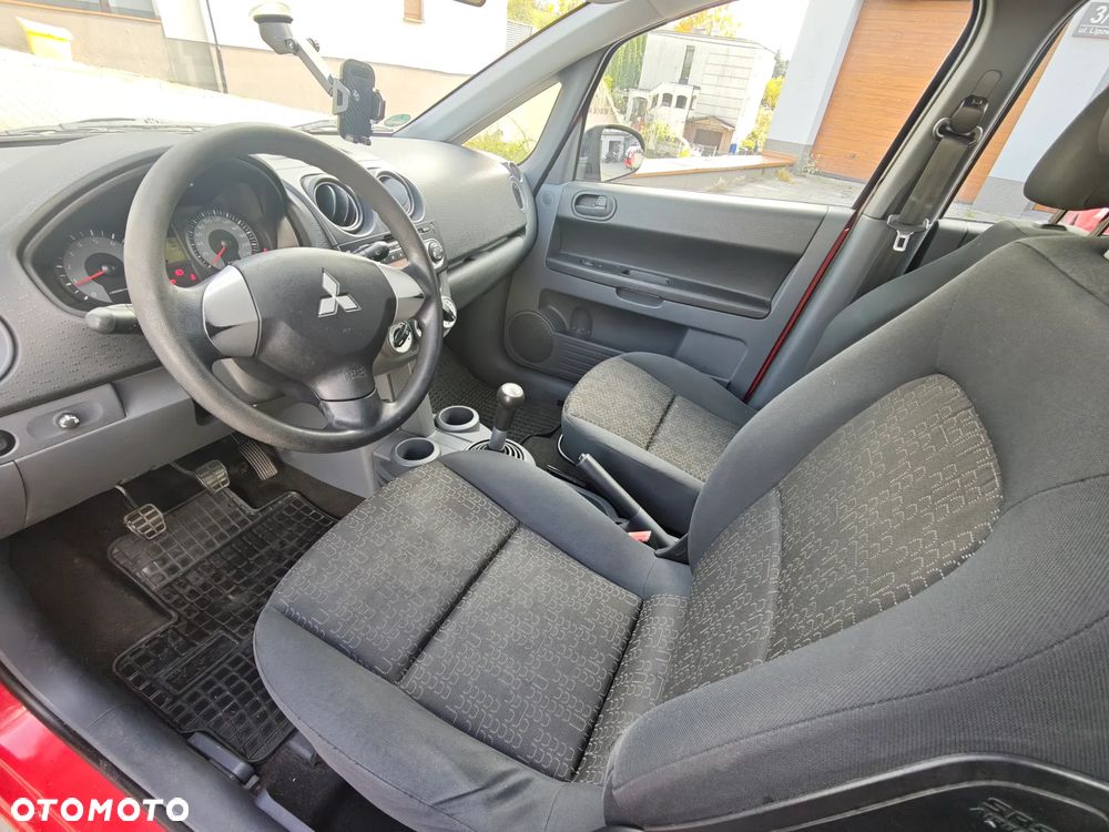 Mitsubishi Colt - 19
