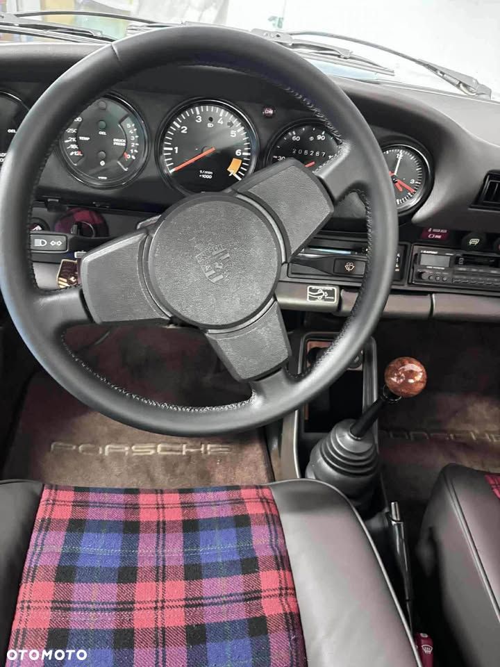 Porsche 911 - 15