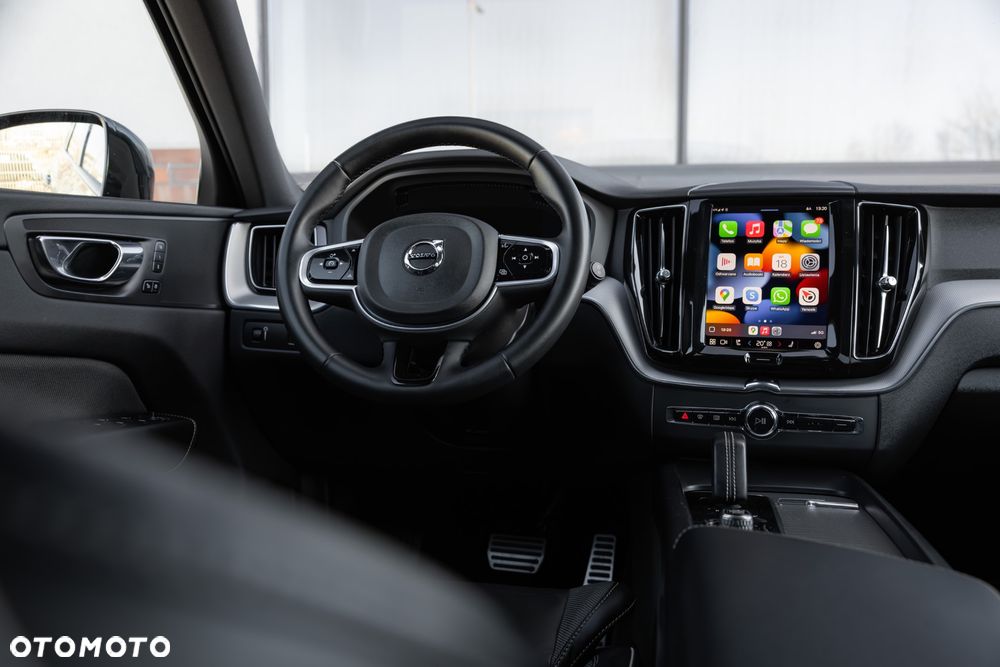 Volvo XC 60 B4 D Ultimate Dark - 17