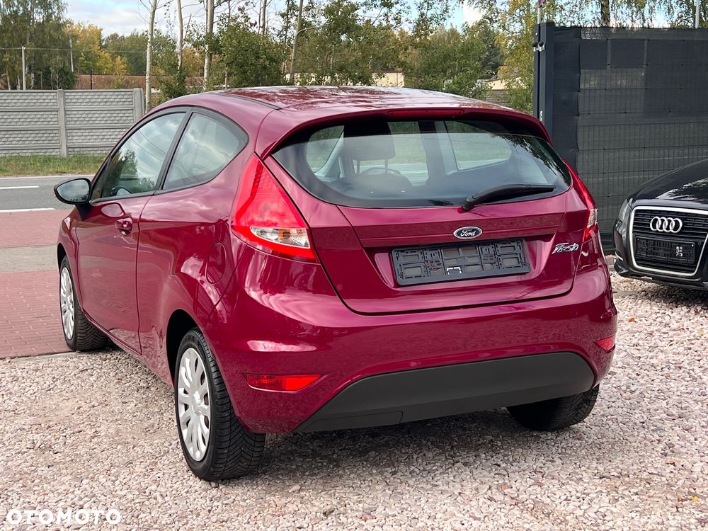 Ford Fiesta 2010 photo 5