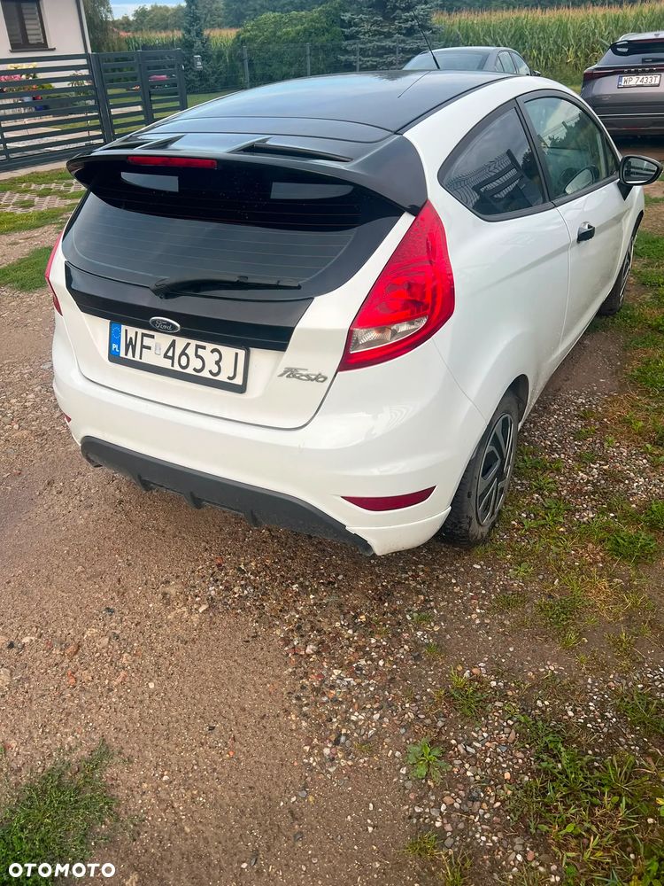 Ford Fiesta 1.4 Titanium - 5