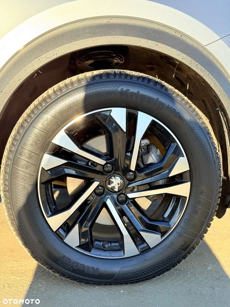 Peugeot 2008 BlueHDi 130 EAT8 Allure - 7