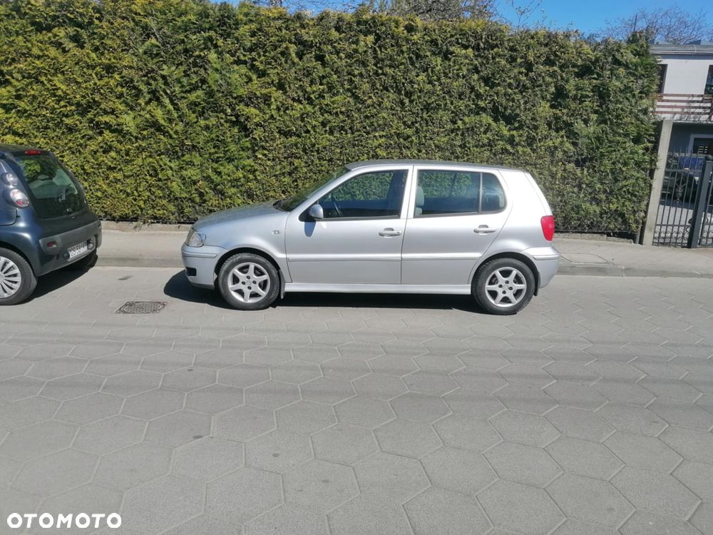 Volkswagen Polo 1.4 16V Comfortline - 4