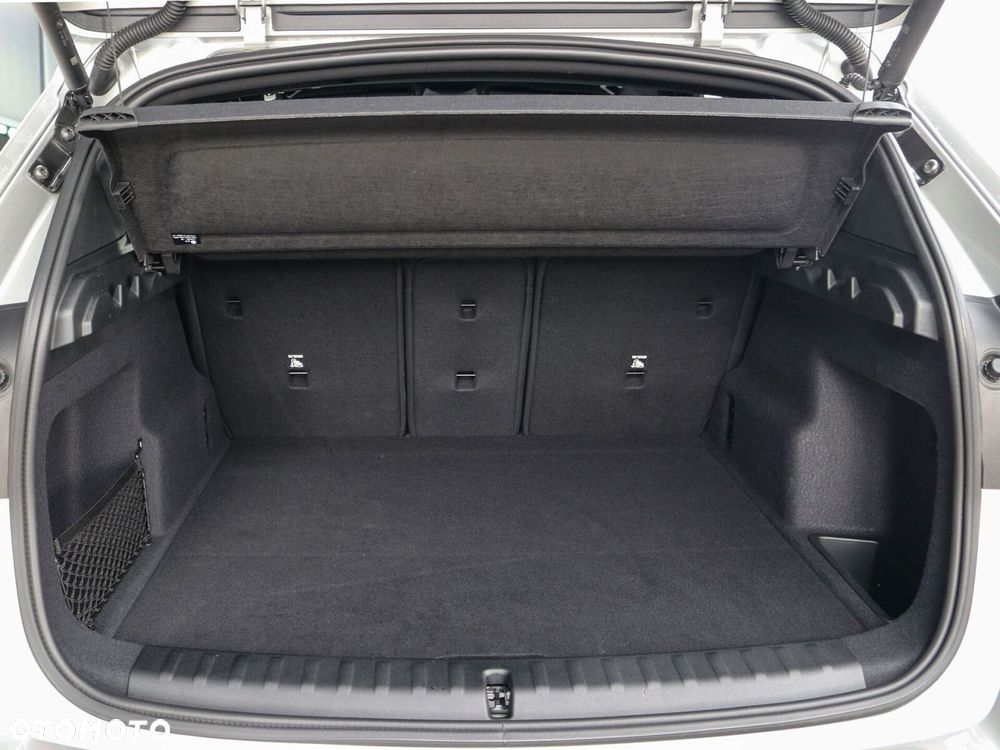 BMW X1 sDrive20i - 21