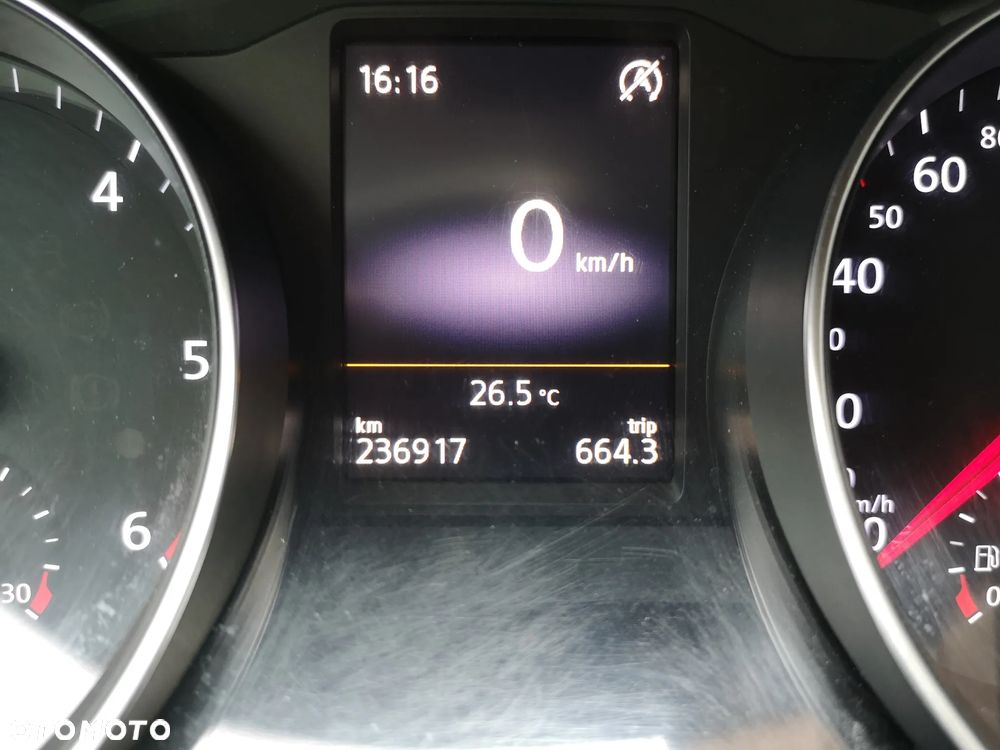Volkswagen Passat Alltrack 2.0 TDI SCR 4Motion DSG - 19