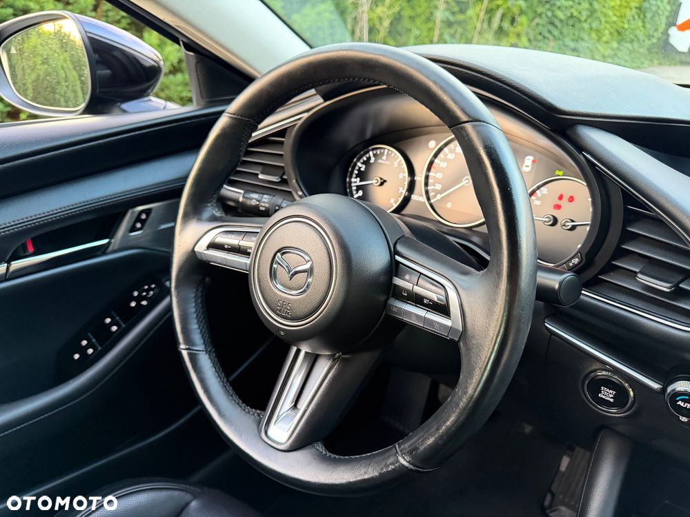 Mazda 3 2.0 mHEV Hikari - 29