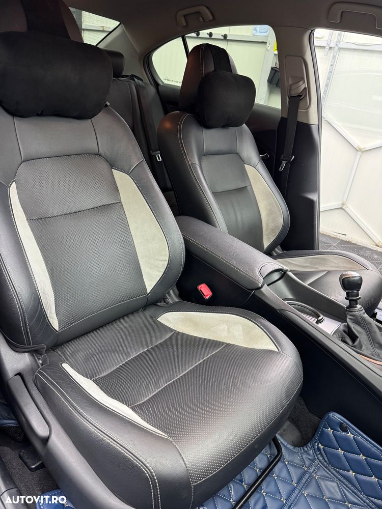 Toyota Avensis 2.0 D-4D Elegance - 19