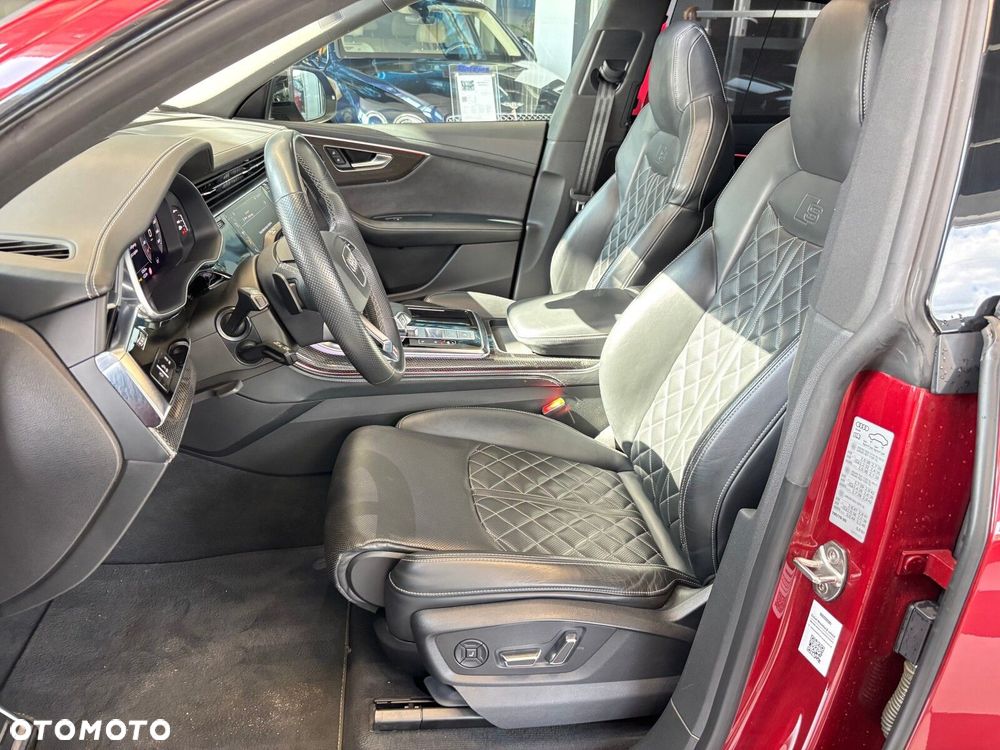 Audi SQ8 - 10