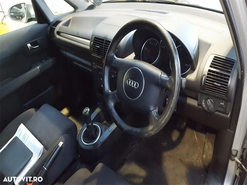 Dezmembrez Audi A2 1,4 1422 TDI - 2