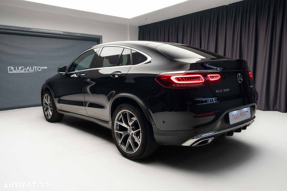 Mercedes-Benz GLC Coupe 300 4MATIC MHEV - 7