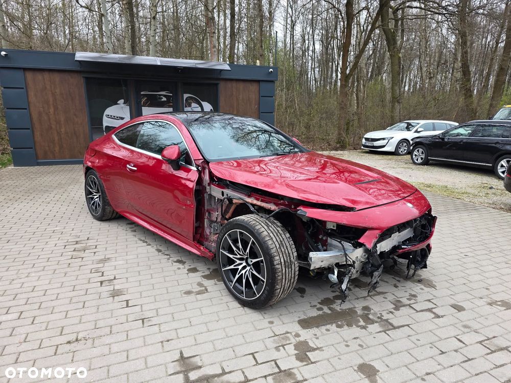 Mercedes-Benz CLE Mercedes-AMG 53 4M+ AMG S.SHIFT TCT 9G - 6