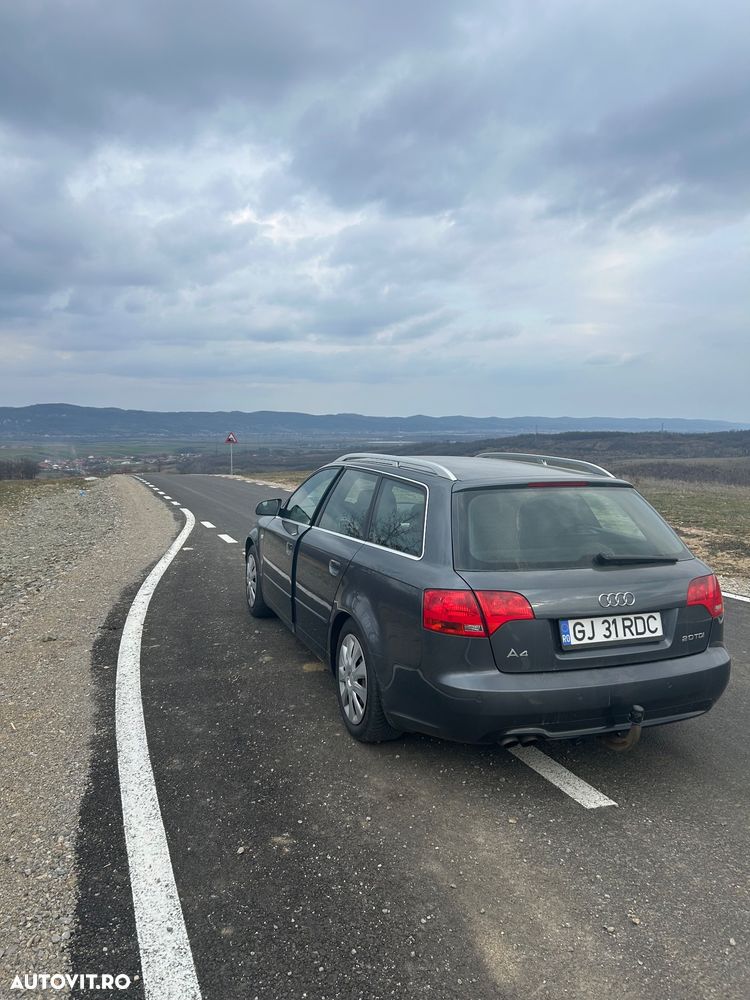 Audi A4 Limuzina - 7