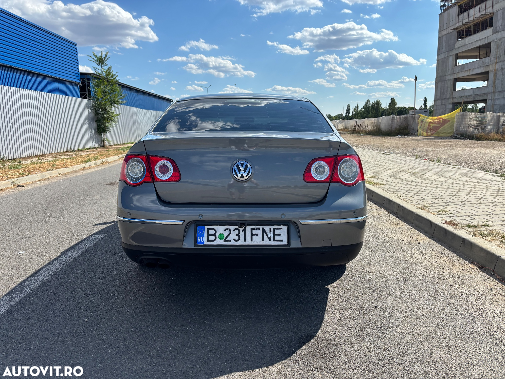 Volkswagen Passat Variant 2.0 TDI Highline DPF 4Motion - 3