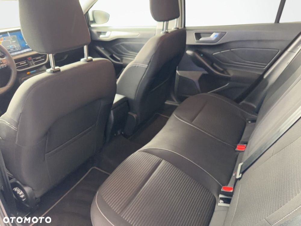 Ford Focus - 13
