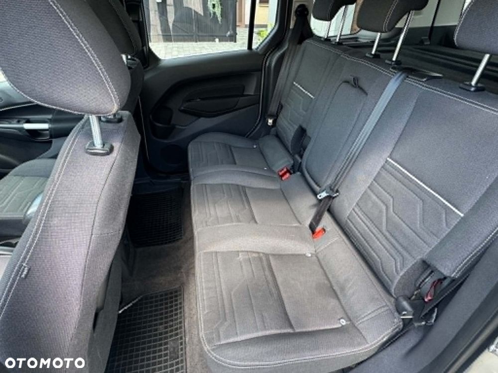 Ford Tourneo Connect 1.5 TDCi Titanium - 8