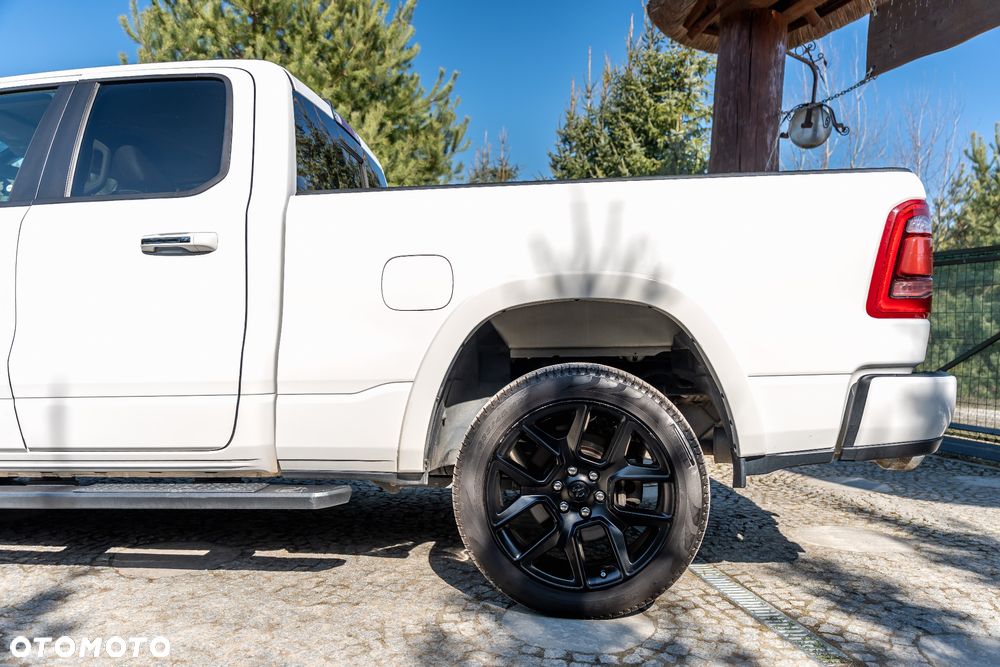 Dodge RAM 1500 5.7 4x4 - 10