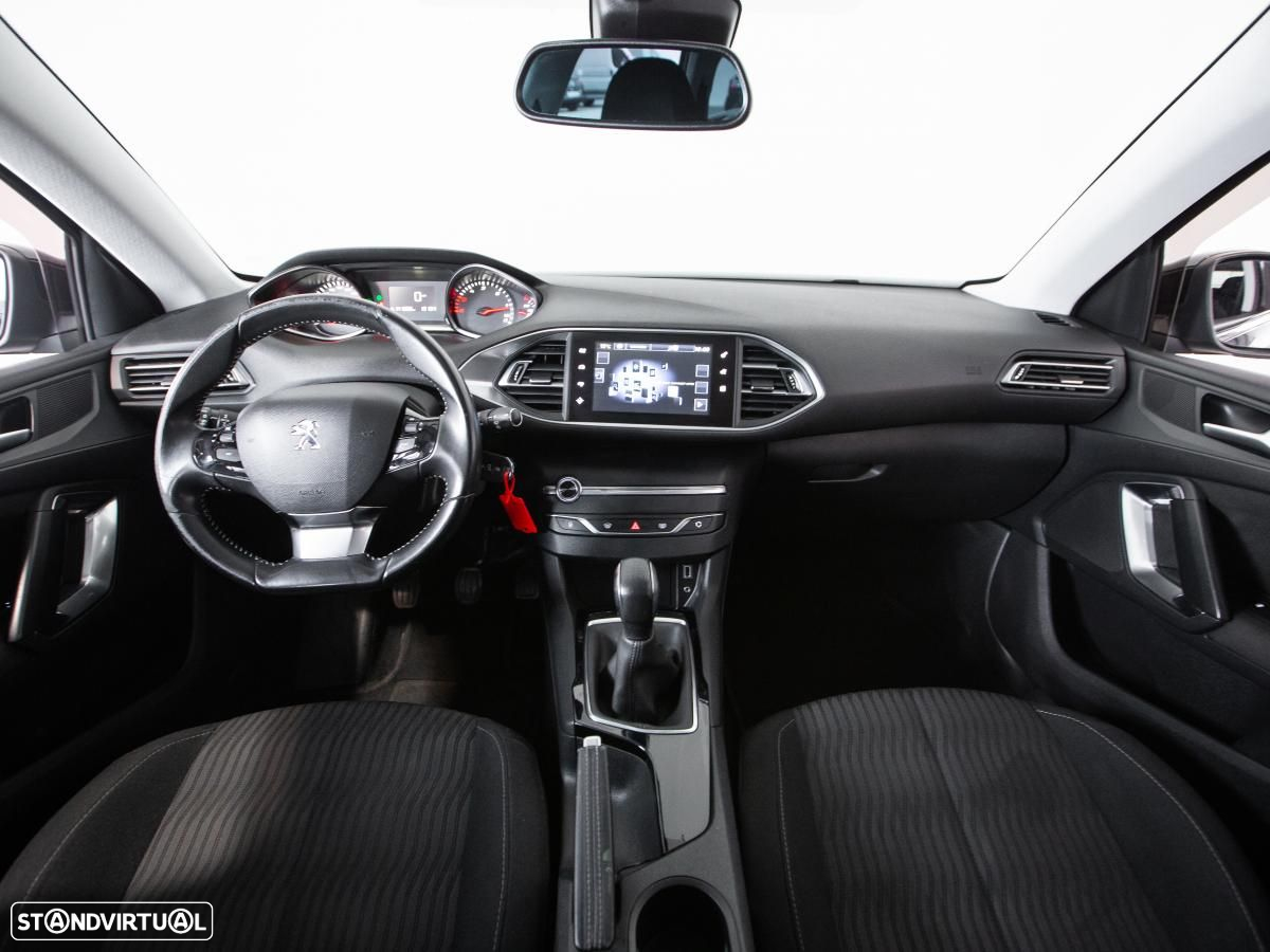 Peugeot 308 SW - 8