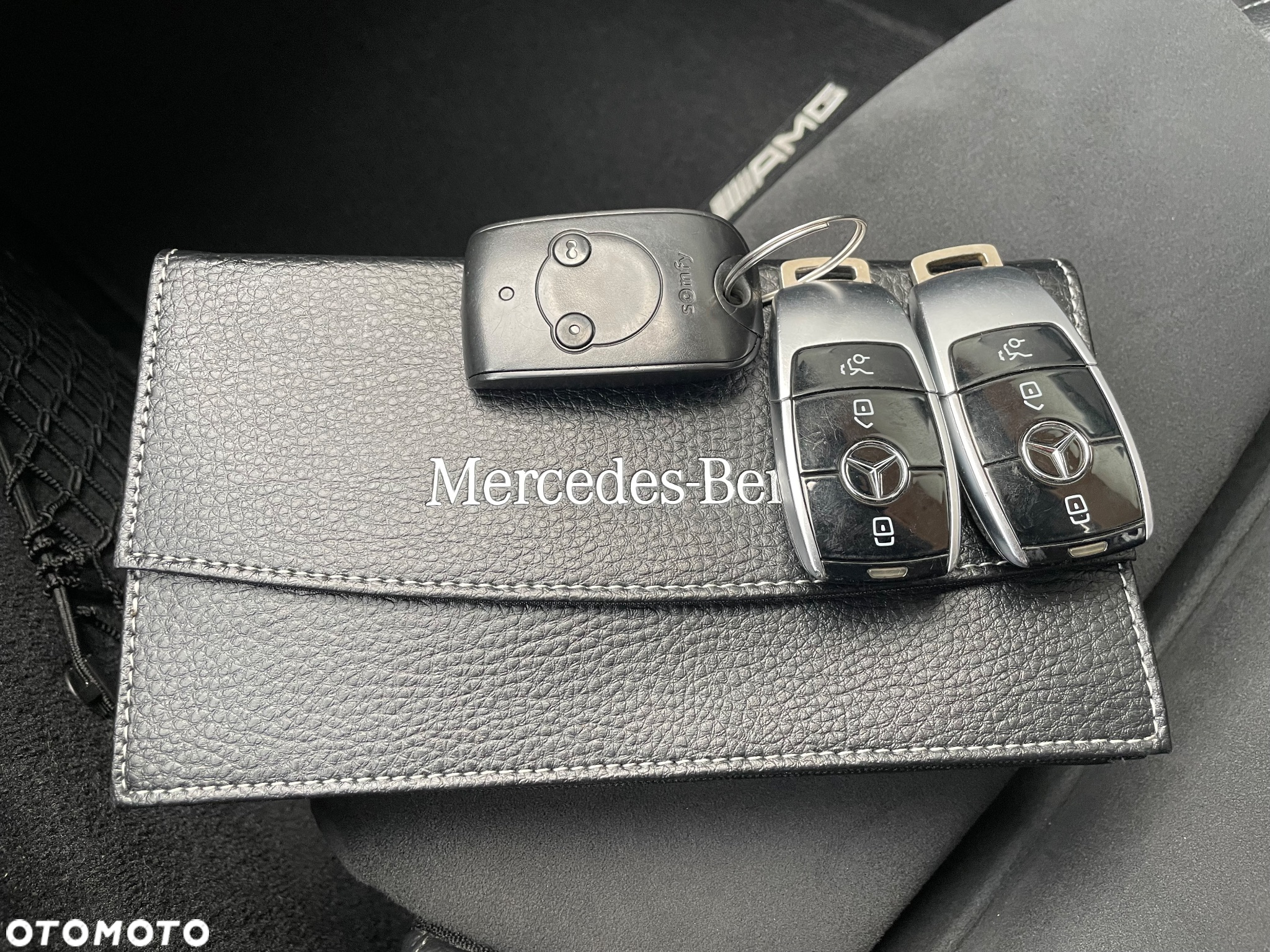 Mercedes-Benz Klasa E 220 d 4Matic T 9G-TRONIC AMG Line - 36