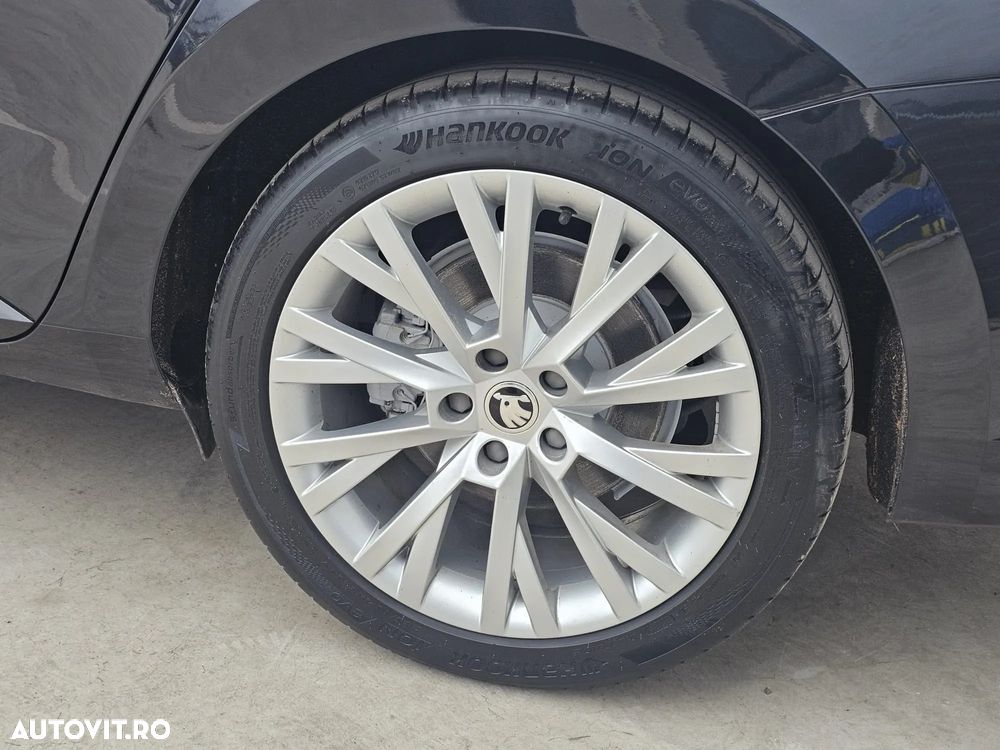 Skoda Superb 1.4 TSI iV DSG Sportline - 38