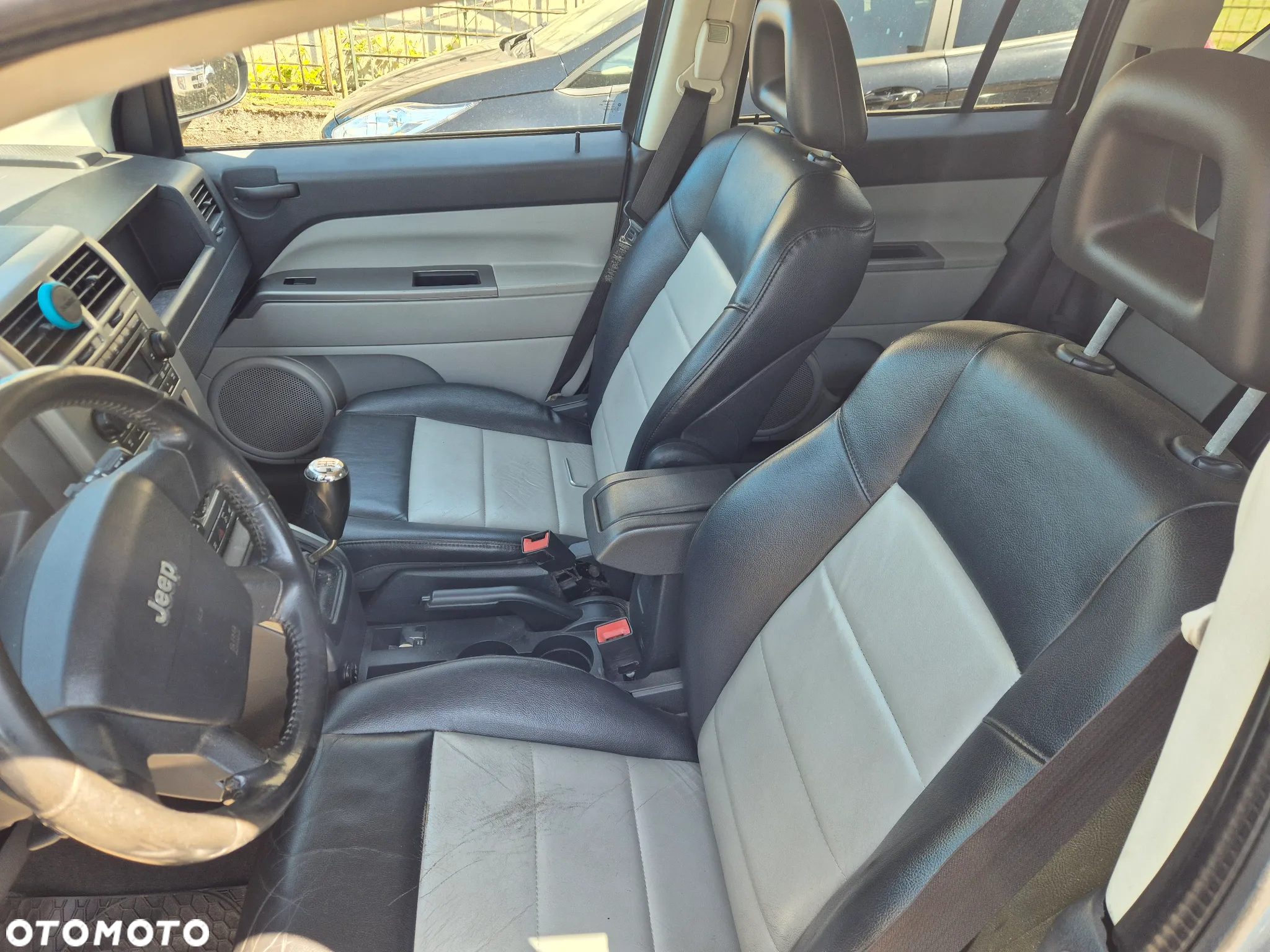 Jeep Compass 2.4I 4x4 Sport - 16
