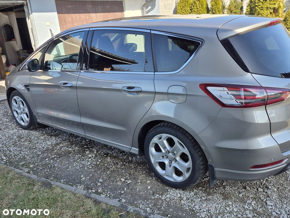 Ford S-Max 2.0 TDCi 4WD Titanium PowerShift - 6