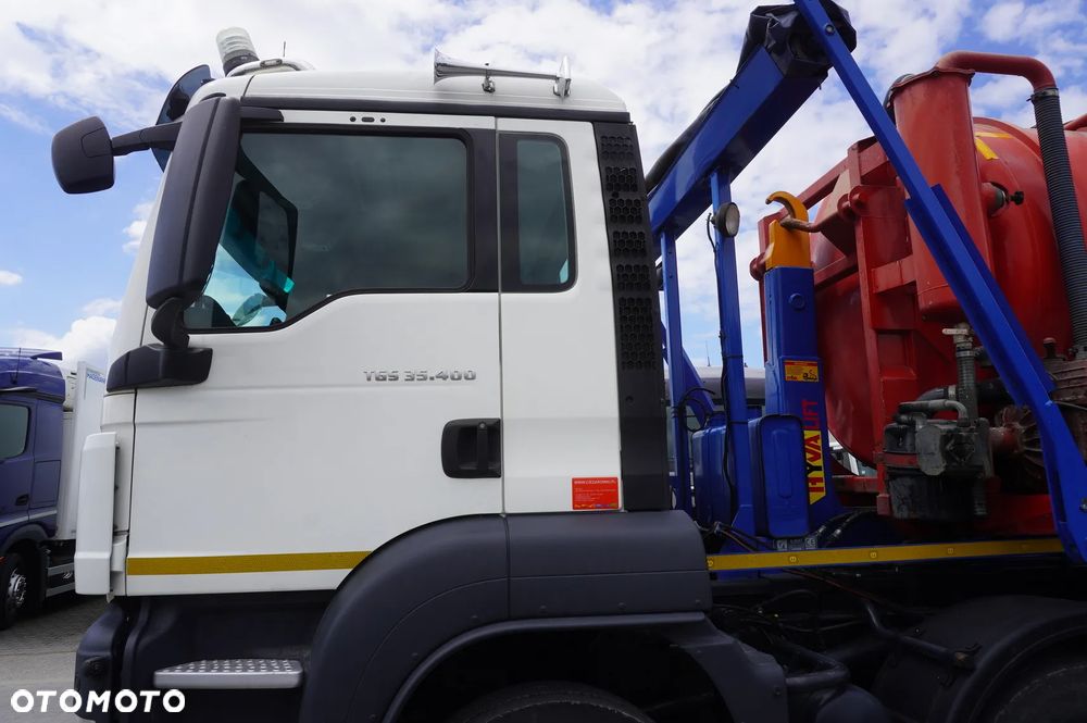 MAN TGS 35.400 8×4 E5 / Hakowiec HYVA LIFT 32.56 SE / Beczka Asenizacyjna 13000 l - 19