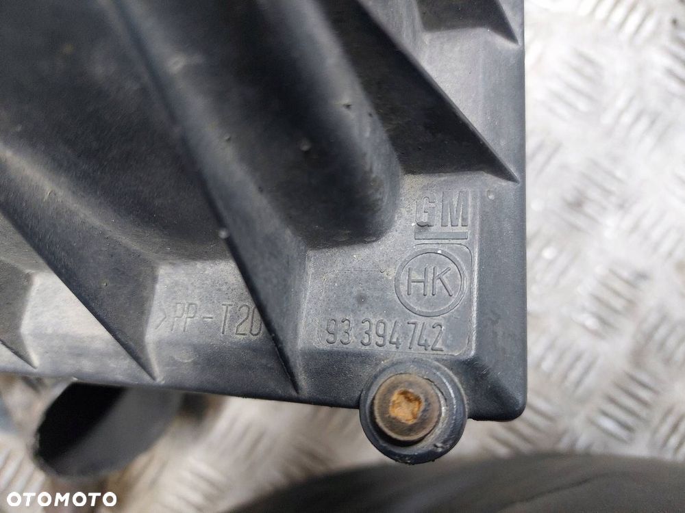 OBUDOWA FILTRA POWIETRZA PRZEPŁYWOMIERZ MERIVA A 1.7 CDTI 93394742 55350047 - 2
