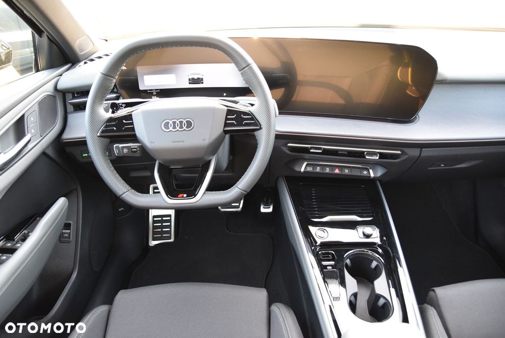 Audi Q3 Sportback - 12