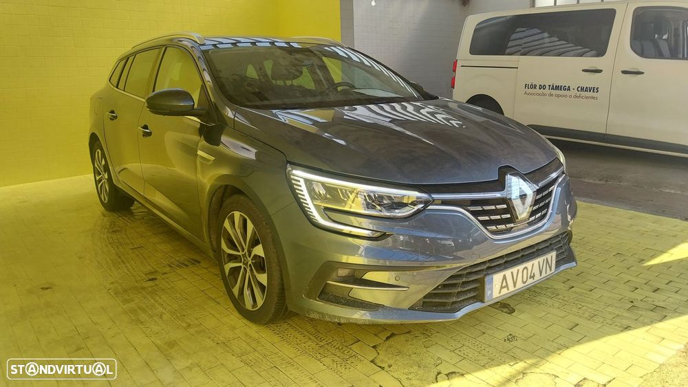Renault Mégane Sport Tourer 1.5 Blue dCi Techno — photo 2