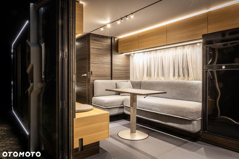 Adria Astella 704 HP - 8