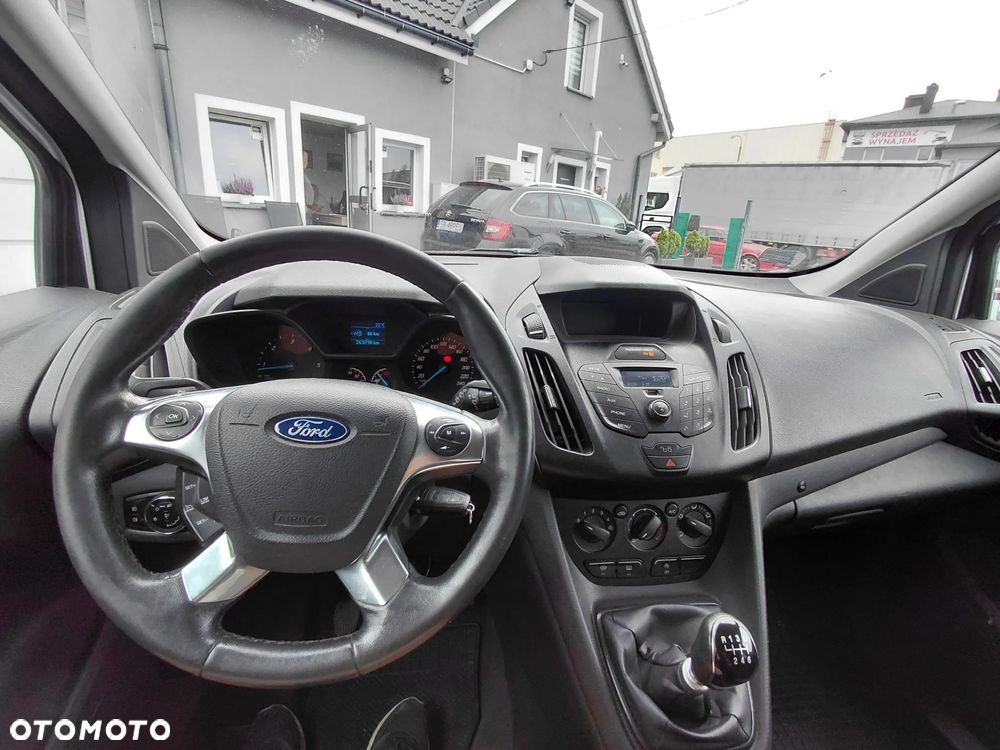 Ford Tourneo Connect - 22