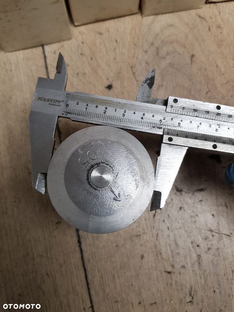 Tłok Suzuki RM125  12110-41310-050 - 14