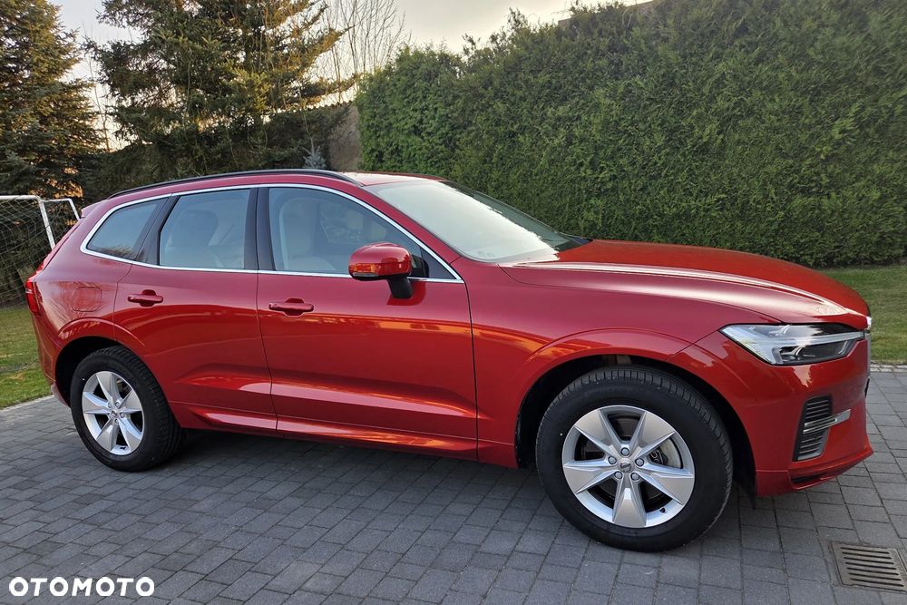 Volvo XC 60 B4 B Geartronic Momentum Pro - 21