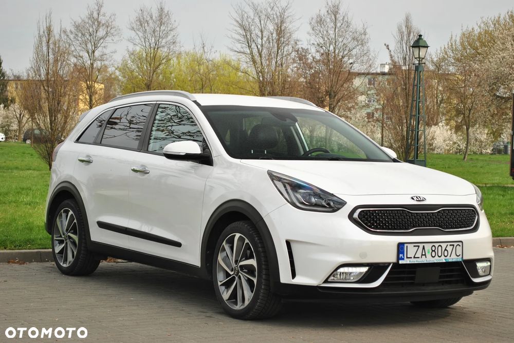Kia Niro 1.6 GDI Hybrid L Business Line - 3