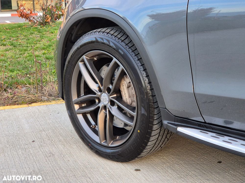 Mercedes-Benz GLC 250 d 4Matic 9G-TRONIC AMG Line - 28