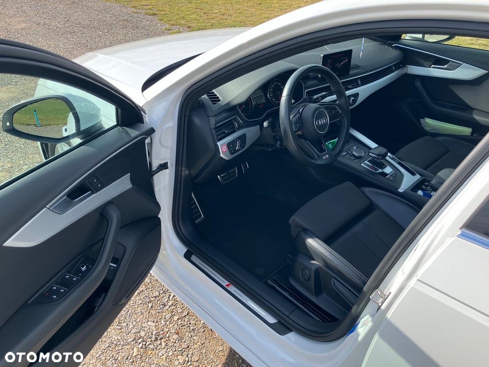 Audi A4 ver-avant-40-tdi-s-tronic-s-line - 25