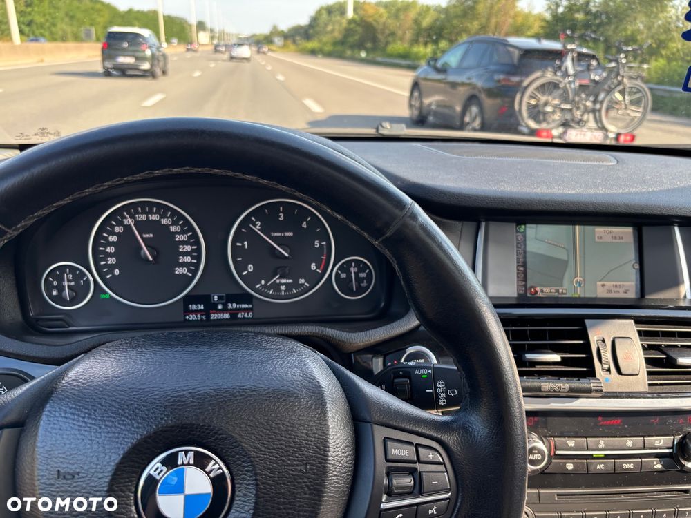 BMW X3 sDrive18d - 37
