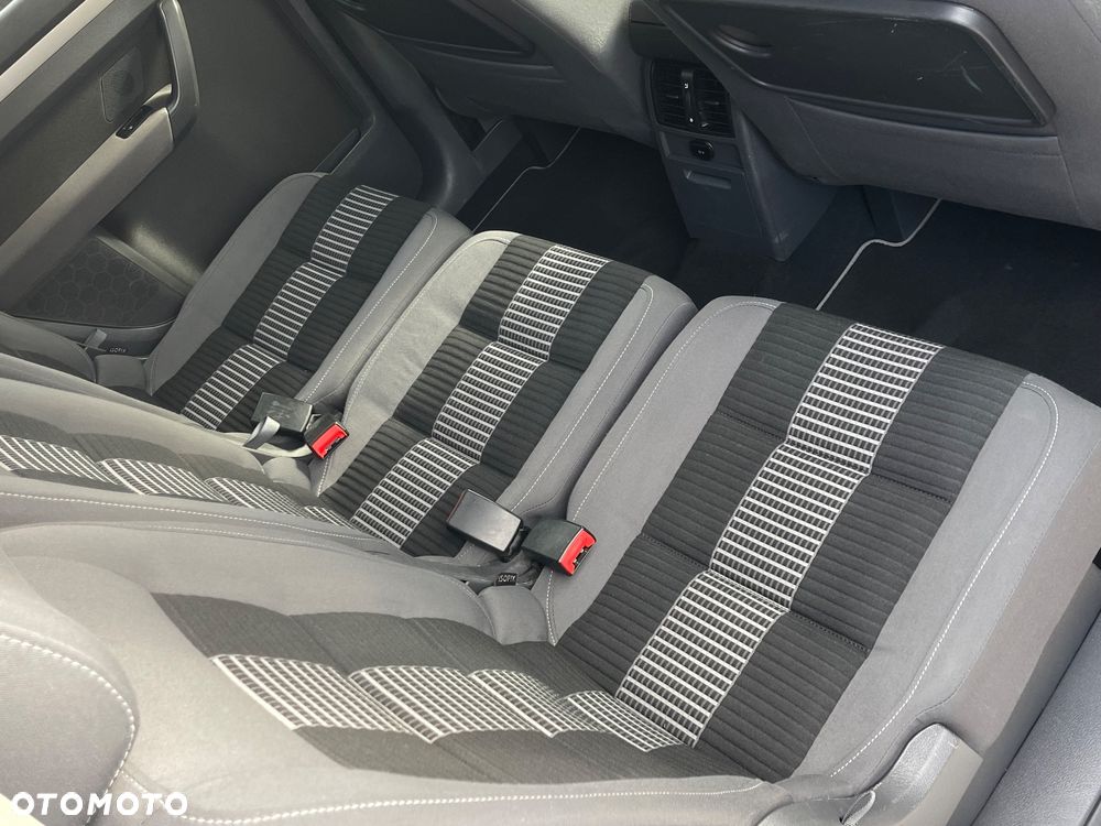 Volkswagen Touran 1.9 TDI DPF United - 35