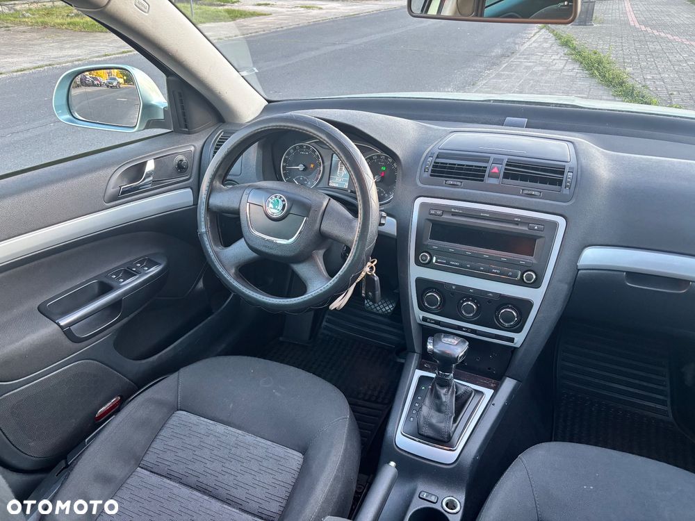 Skoda Octavia 2.0 TDI DPF DSG Ambiente - 7