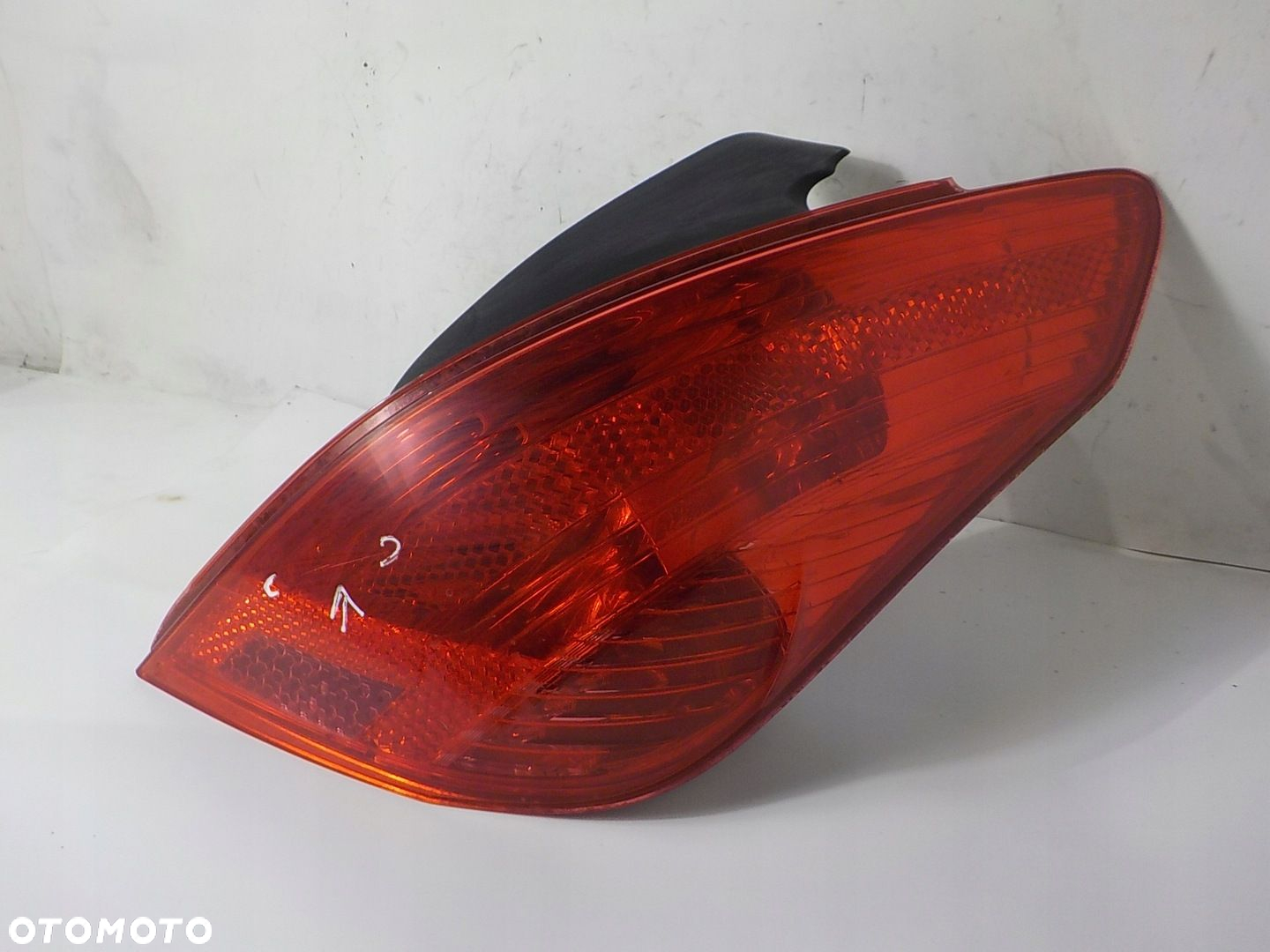 PEUGEOT 308 T7 HB LIFT LAMPA PRAWA TYŁ TYLNA 9646287XT - 2