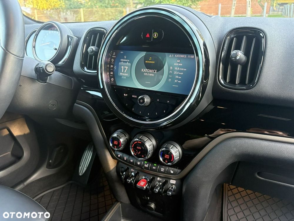 MINI John Cooper Works - 16