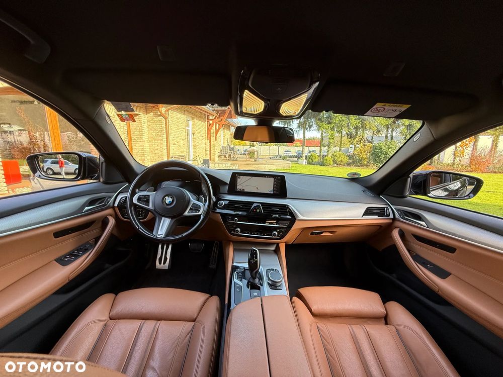 BMW Seria 5 530e iPerformance GPF Luxury Line sport - 37