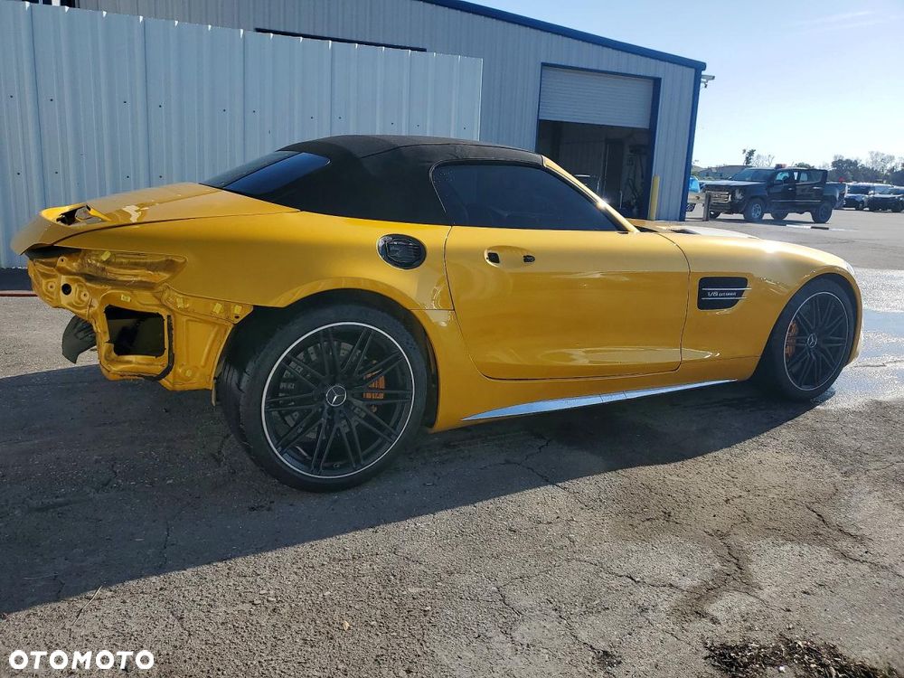 Mercedes-Benz AMG GT C Speedshift DCT 7G - 4