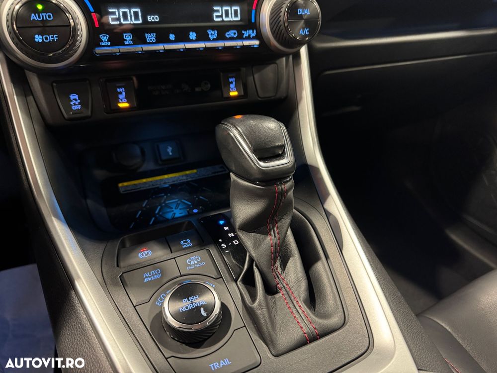 Toyota RAV4 2.5 PHEV VVT-iE 4x4 Style Bi-Tone - 37