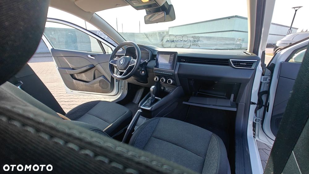 Renault Clio - 8