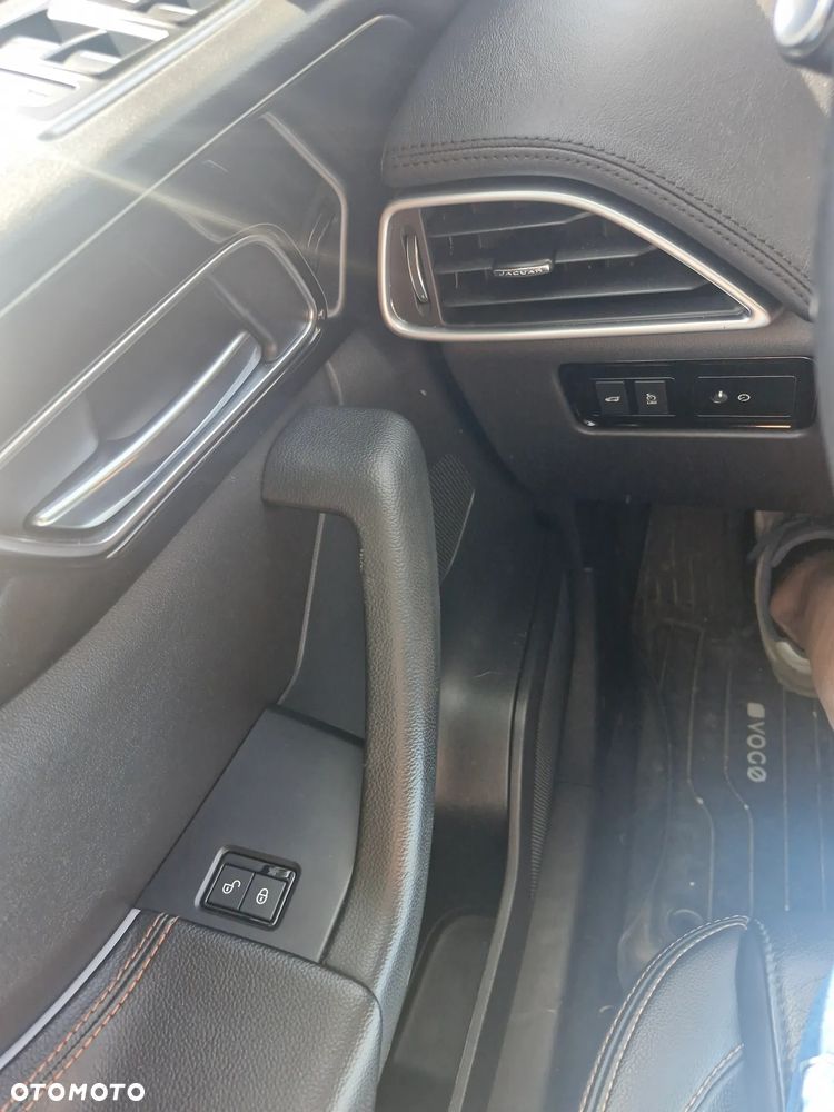 Jaguar F-Pace 2.0 i4D AWD Pure - 15