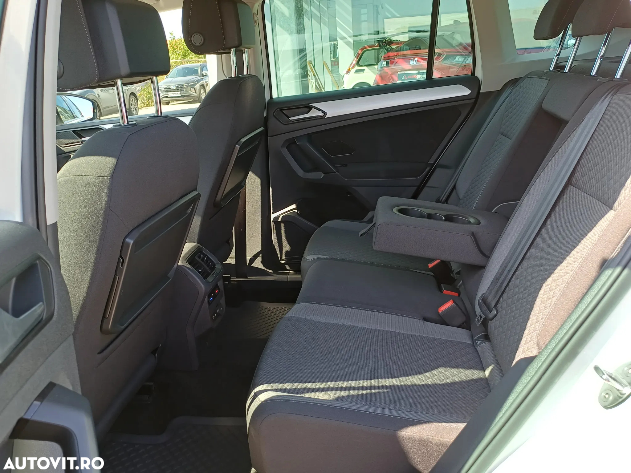 Volkswagen Tiguan 1.5 TSI ACT DSG Comfortline - 12