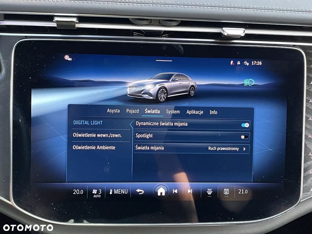 Mercedes-Benz Klasa E 220 d 9G-TRONIC - 20