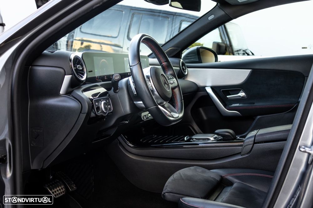 Mercedes-Benz A 250 e AMG Line - 15