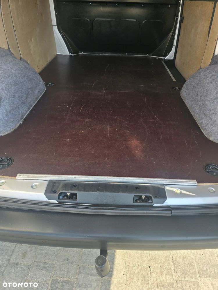 Volkswagen Transporter T6.1 - 12